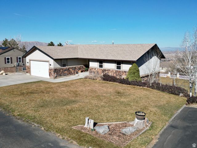 569 E PARK DR, Elk Ridge, UT 84651