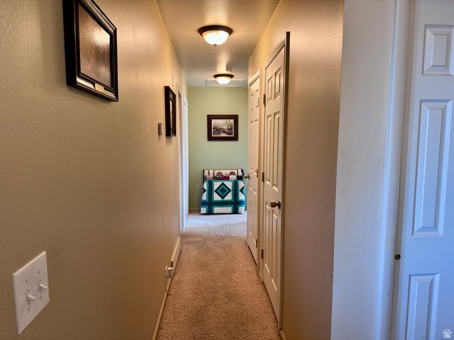 569 E PARK DR, Elk Ridge, UT 84651