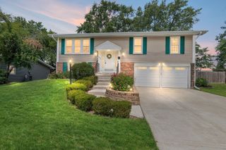 1250 Campbell Lane, Hoffman Estates, IL 60169