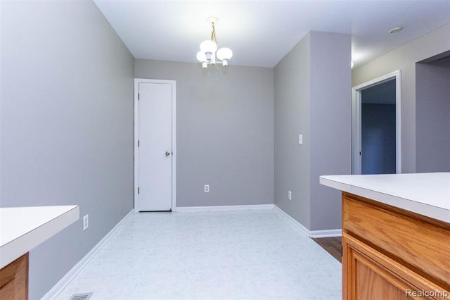 15332 Ashley Court, Macomb, MI 48044