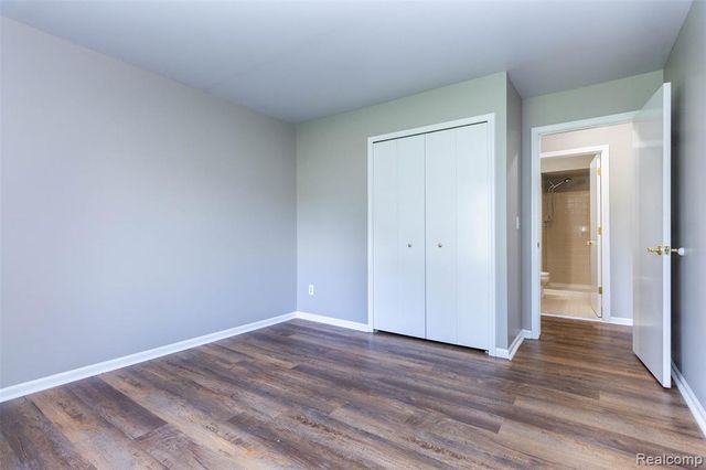 15332 Ashley Court, Macomb, MI 48044