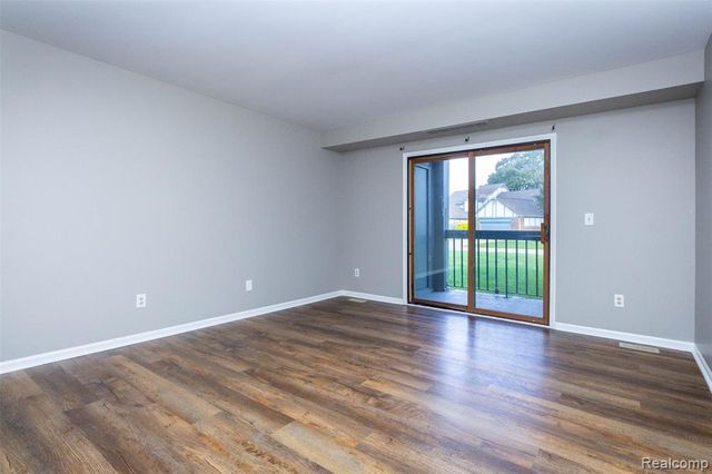 15332 Ashley Court, Macomb, MI 48044