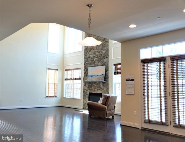 6606 PYLE RD, Bethesda, MD 20817