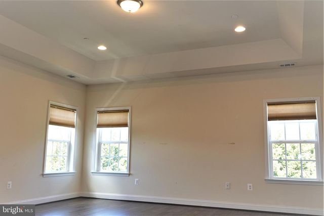 6606 PYLE RD, Bethesda, MD 20817