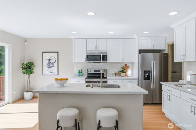 9931 223rd Avenue NE, Redmond, WA 98053