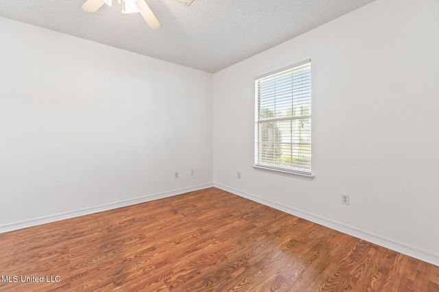 8905 Spring Avenue, Ocean Springs, MS 39564