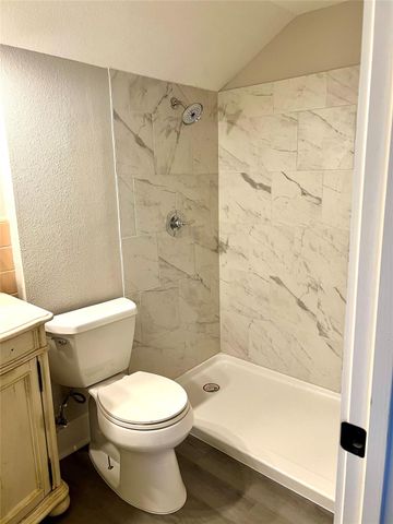 114 Skyview Drive, Livingston, TX 77351