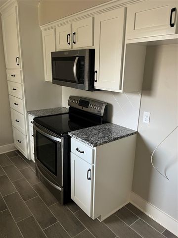 114 Skyview Drive, Livingston, TX 77351