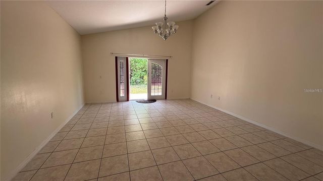 979 HACIENDA CIRCLE, Kissimmee, FL 34741