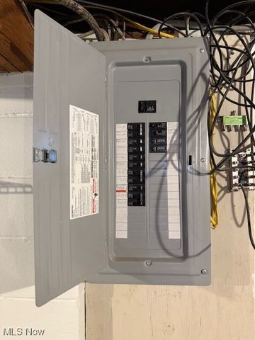 1448 Noble Avenue, Barberton, OH 44203