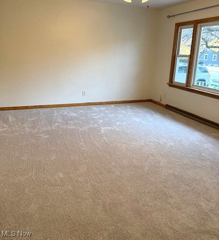 1448 Noble Avenue, Barberton, OH 44203