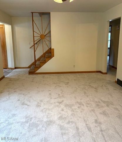 1448 Noble Avenue, Barberton, OH 44203