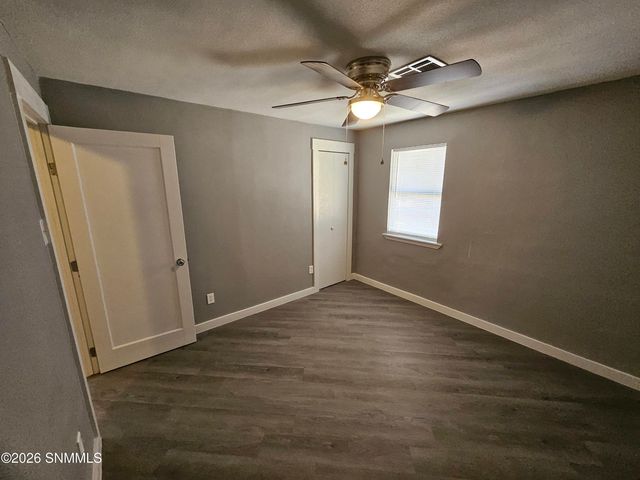 1212 Douglas Drive, Las Cruces, NM 88005