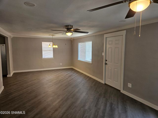 1212 Douglas Drive, Las Cruces, NM 88005