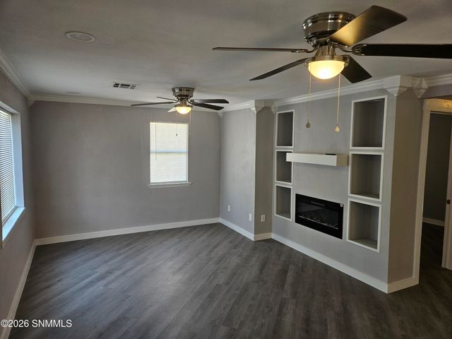 1212 Douglas Drive, Las Cruces, NM 88005