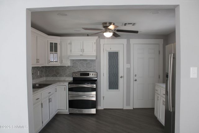 1212 Douglas Drive, Las Cruces, NM 88005