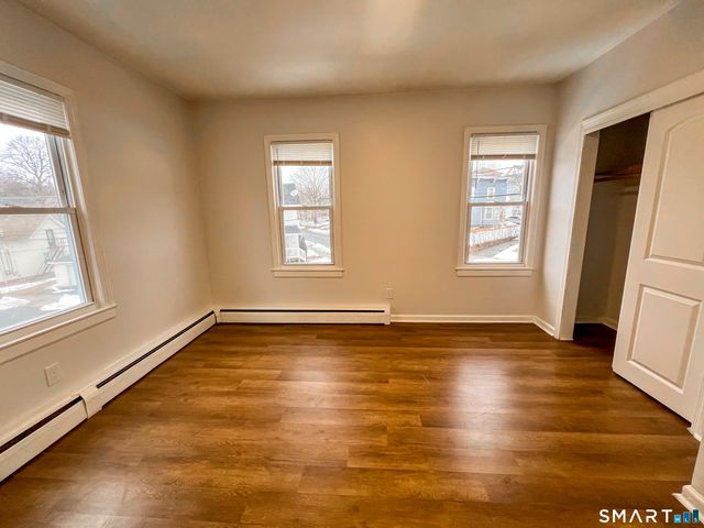 8 Locust Street, New Britain, CT 06051