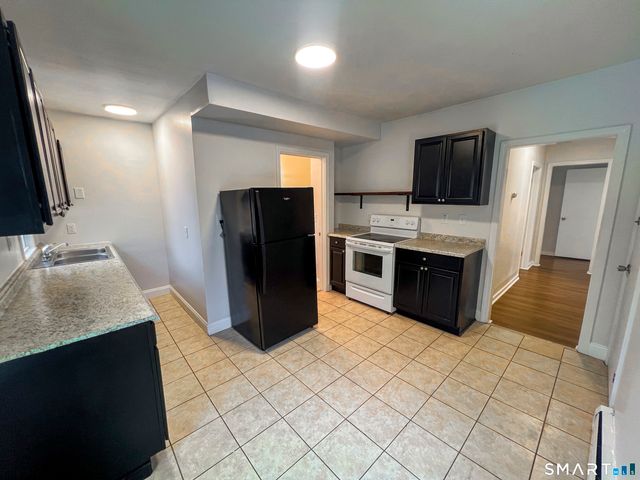 8 Locust Street, New Britain, CT 06051