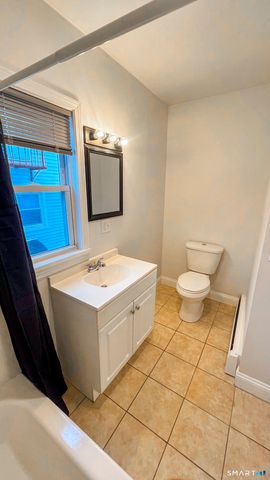 8 Locust Street, New Britain, CT 06051