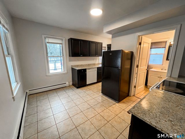 8 Locust Street, New Britain, CT 06051