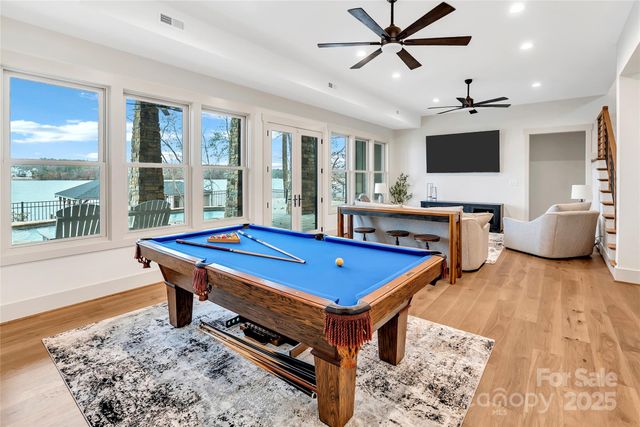 8058 Edgewater Drive, Norwood, NC 28128