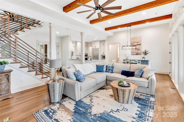 8058 Edgewater Drive, Norwood, NC 28128