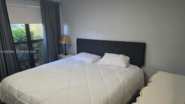 524 Osprey Dr 10B, Delray Beach, FL 33444