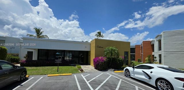 524 Osprey Dr 10B, Delray Beach, FL 33444