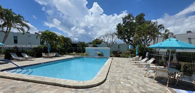 524 Osprey Dr 10B, Delray Beach, FL 33444