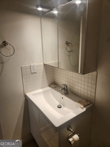 932 Century Oaks Drive, Winder, GA 30680