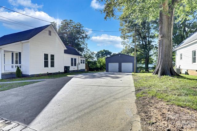 304 Misenheimer Drive NW, Concord, NC 28025