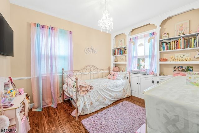 183 Ames Ave, Bergenfield Boro, NJ 07621