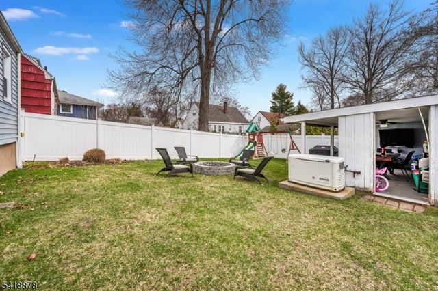 183 Ames Ave, Bergenfield Boro, NJ 07621