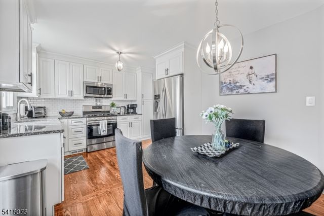 183 Ames Ave, Bergenfield Boro, NJ 07621