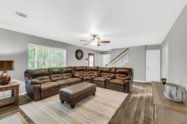 100 Oak Hollow Boulevard, Hockley, TX 77447