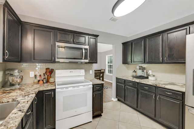 100 Oak Hollow Boulevard, Hockley, TX 77447