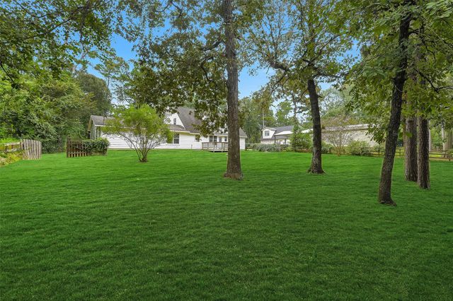 100 Oak Hollow Boulevard, Hockley, TX 77447
