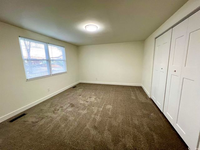 7402 Oaklawn Drive, Newburgh, IN 47630