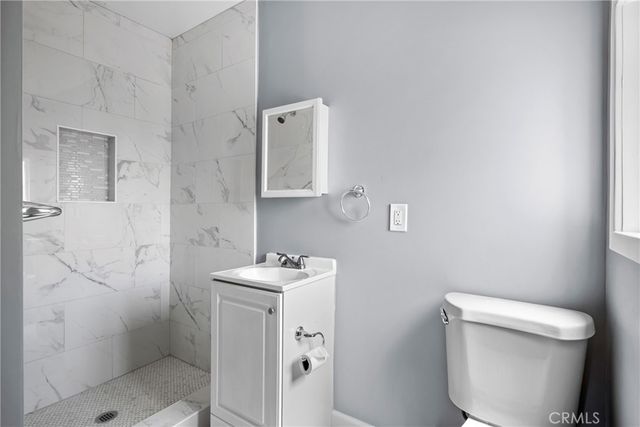 130 W 85th, Los Angeles, CA 90003