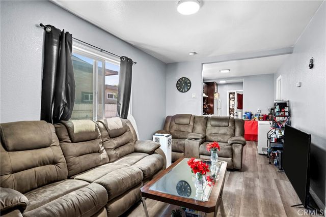 130 W 85th, Los Angeles, CA 90003
