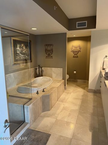 241 Riverside Dr Unit 203, Holly Hill, FL 32117