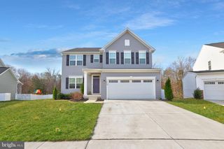5010 BIRCH LEAF CIR, Fredericksburg, VA 22407