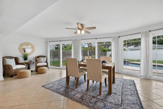 1022 EDEN ISLE DRIVE NE, St Petersburg, FL 33704