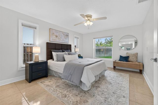 1022 EDEN ISLE DRIVE NE, St Petersburg, FL 33704