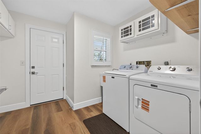 1022 EDEN ISLE DRIVE NE, St Petersburg, FL 33704