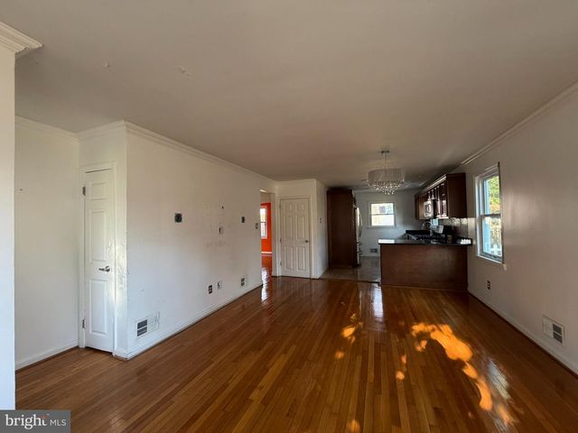 5522 BOSWORTH AVE, Baltimore, MD 21207