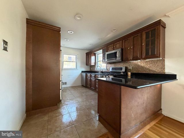 5522 BOSWORTH AVE, Baltimore, MD 21207