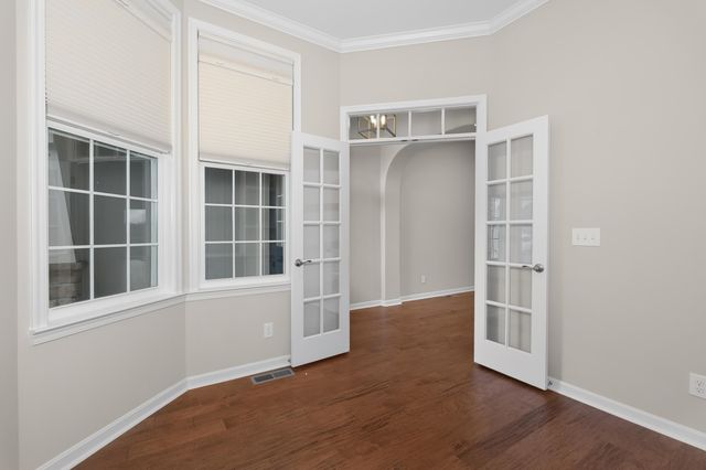 7460 Loch Lomond Drive, Alexandria, KY 41001