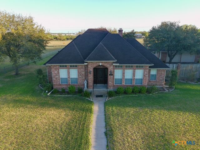 604 Texas Avenue, Shiner, TX 77984