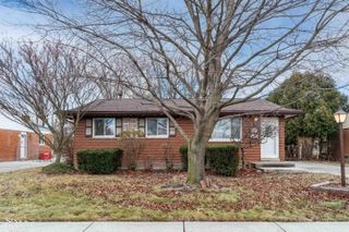 34138 Beaconsfield Street, Clinton Twp, MI 48035